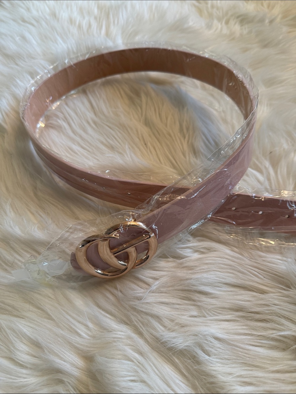NEW Women’s Blush “GO” Gold Buckle Faux Leather Belt, Adjustable OS (0-12)